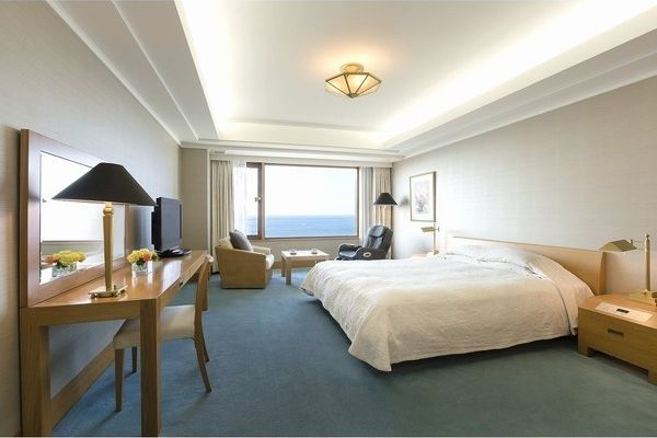 Resort Hotel Laforet Nanki Shirahama